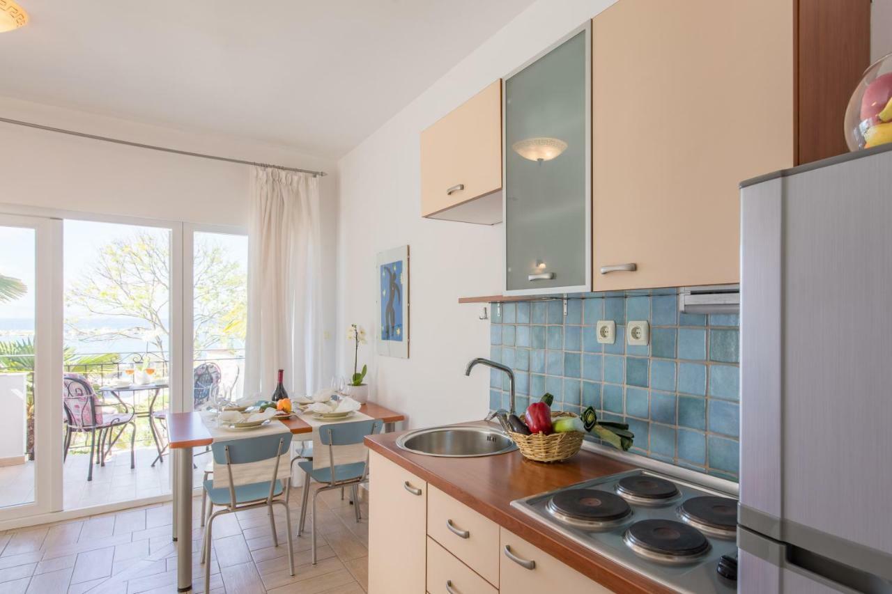 Apartments Ivona Malinska Buitenkant foto